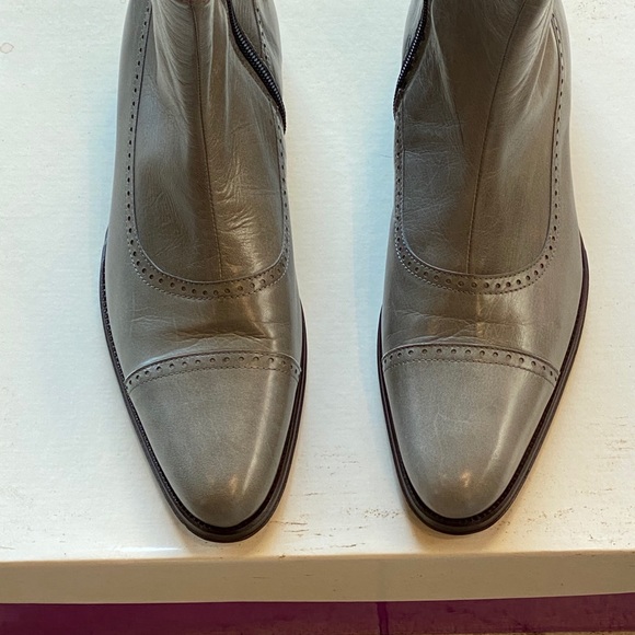 L’Autre Chose Made in Italy Gray Leather Boot - Picture 7 of 7